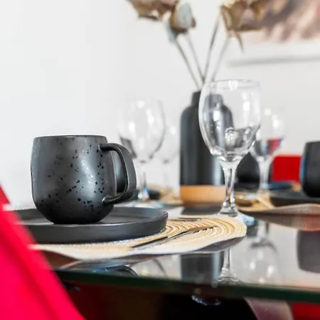 Luxe Centre - 2 Bedroom - Secure Parking - Balcony - Rated -11a Apartamento Birmingam