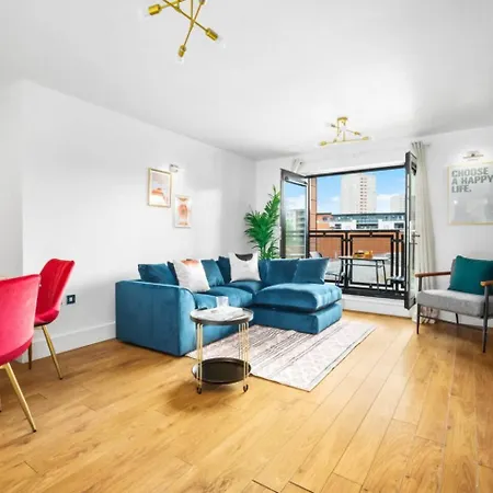 Apartamento Luxe Centre - 2 Bedroom - Secure Parking - Balcony - Rated -11a Birmingam